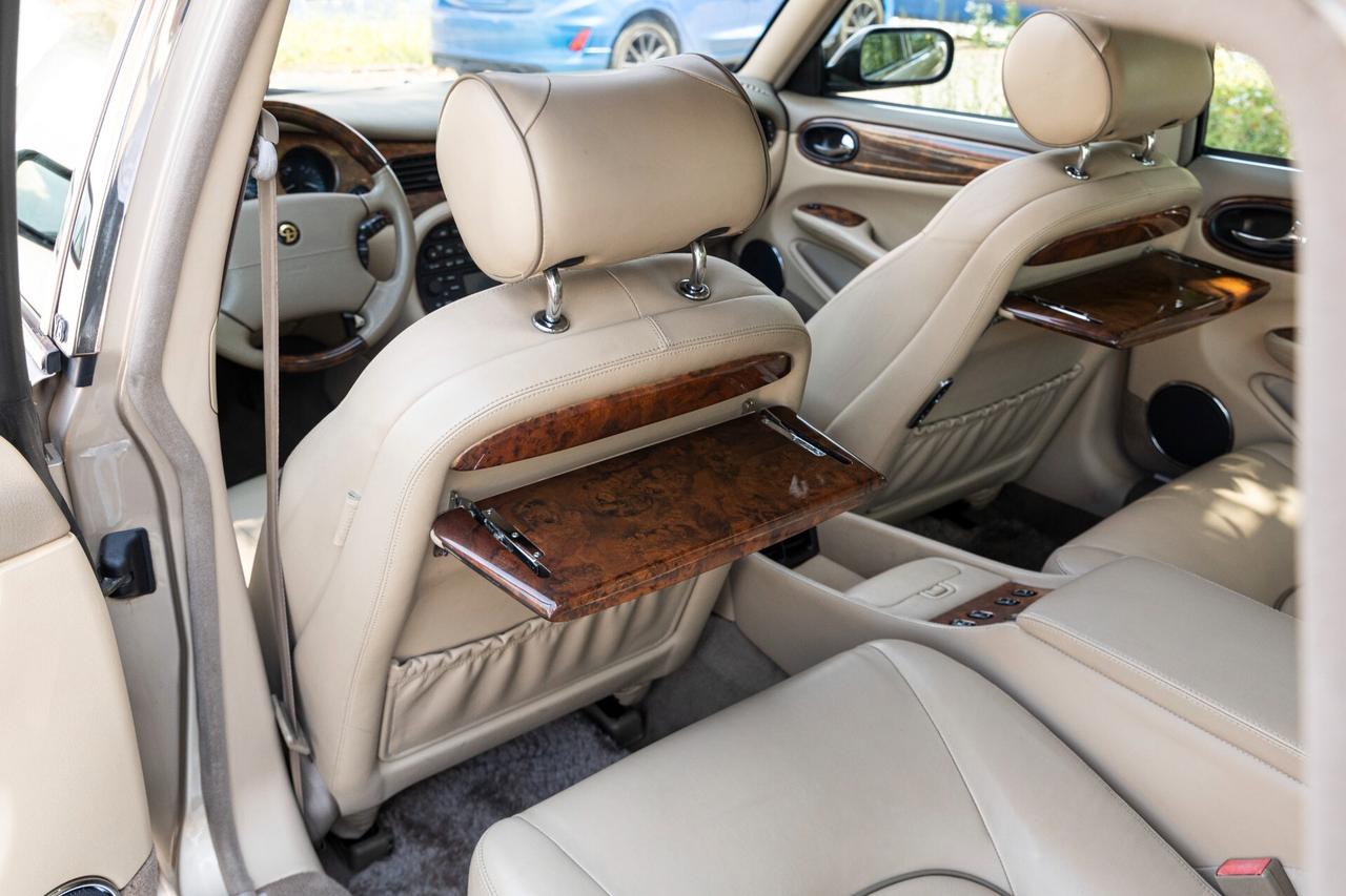 Daimler Super V8 XJ X300* LWB * Topaz con interni Cashmere* Meravigliosa*