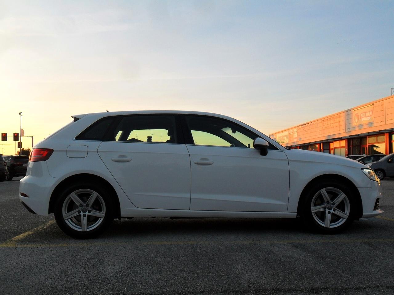 Audi A3 SPB 1.6TDI Business