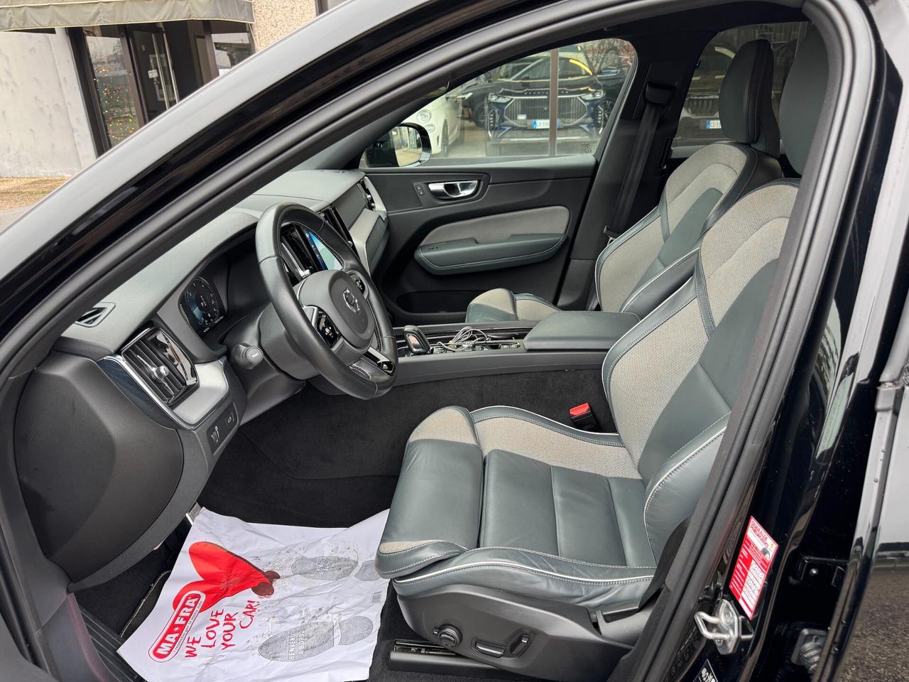 Volvo XC 60 B4 (d) AWD Geartronic R-design UNICO PROP. FULL OPTIONAL