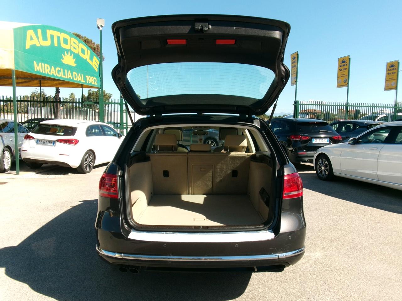 Volkswagen Passat Variant 2.0 TDI 140CV HIGHLINE CAMBIO DSG/TETTO APRIBILE/PELLE