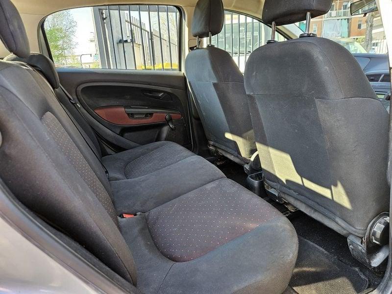 FIAT Grande Punto Grande Punto 5p 1.2 Active