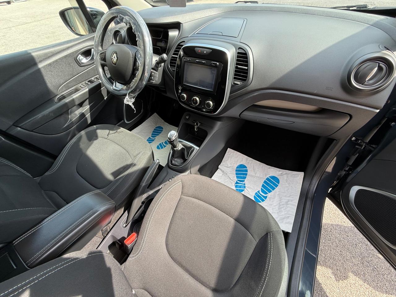 Renault Captur TCe 12V 90 CV Life - OK Neopatentati
