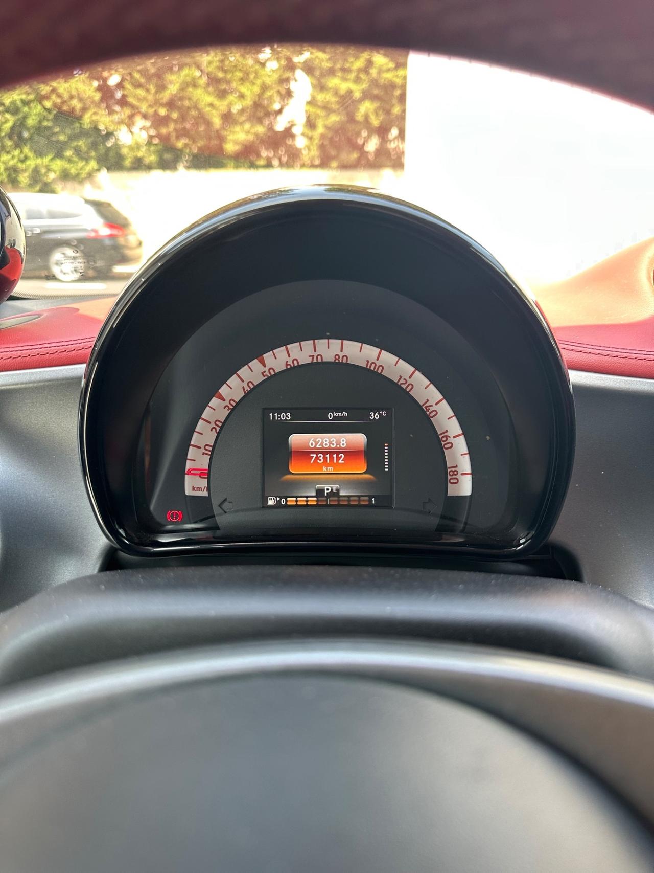 Smart ForTwo 90 0.9 T twinamic cabrio CHERRYWHITE