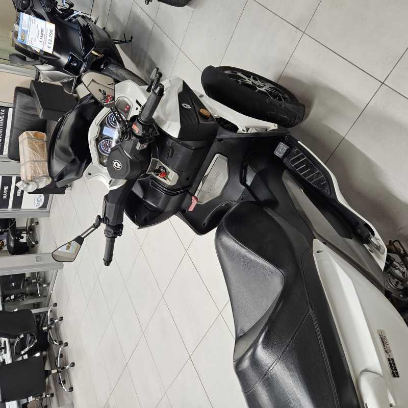 Quadro QV3 350 - 2020