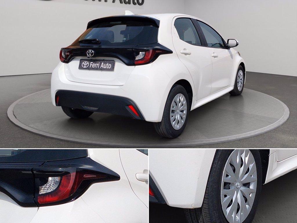 TOYOTA Yaris 1.0 active del 2023