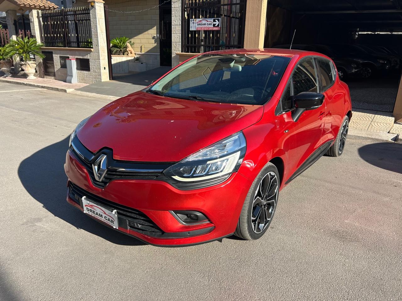 Renault Clio dCi 8V 90 CV 5 porte Moschino Life