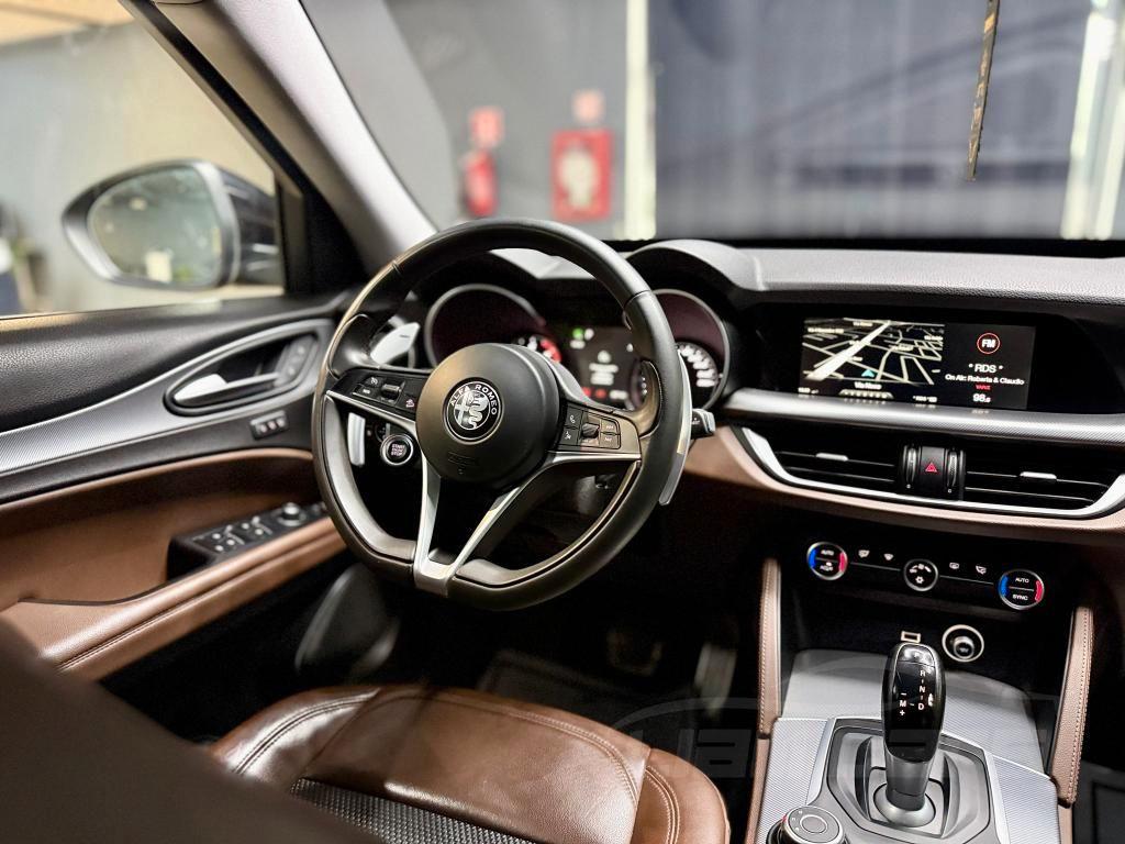 Alfa Romeo Stelvio 2.2 t Super Q4 210cv auto