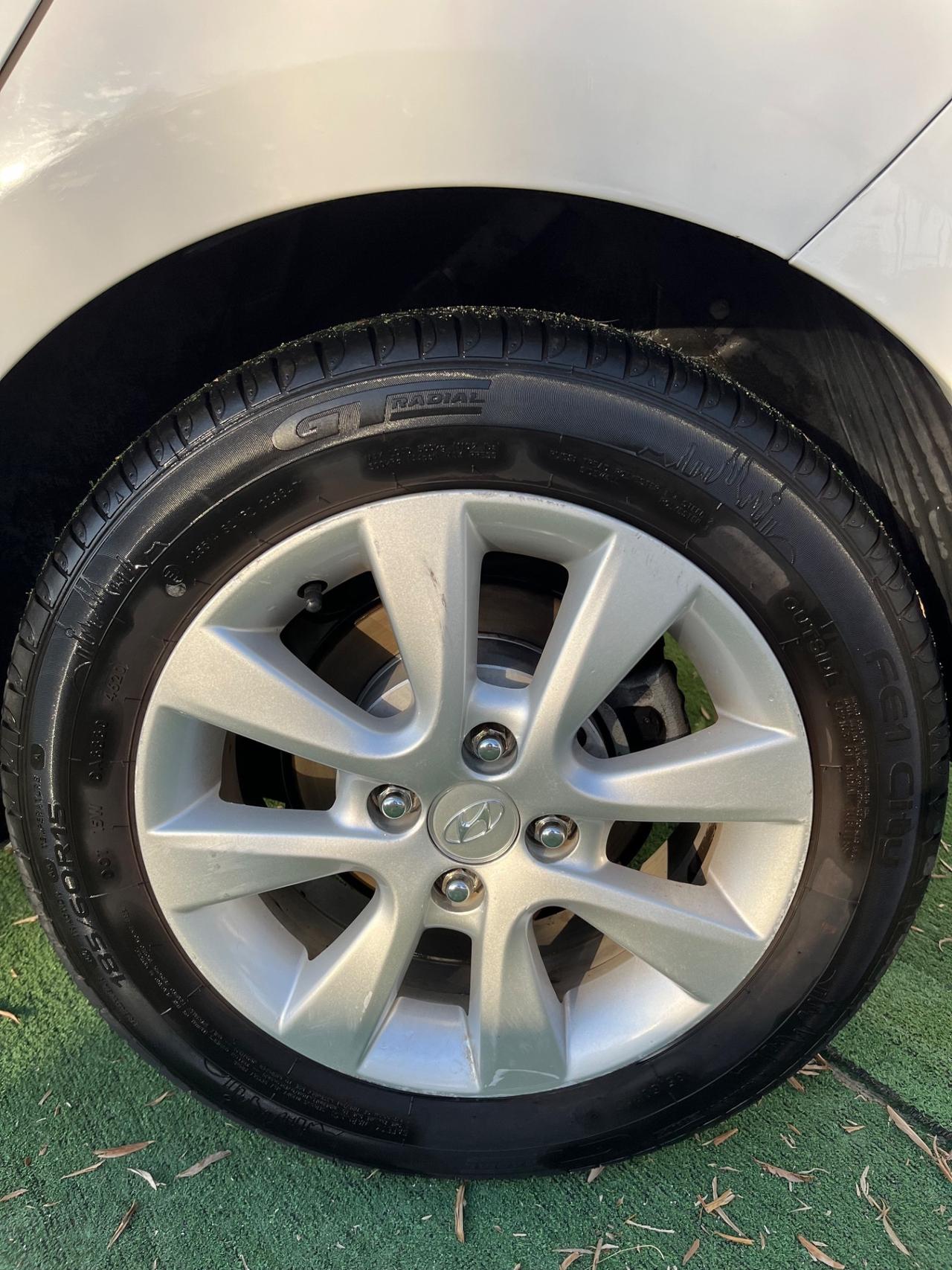 Hyundai i20 1.1 CRDi 5p. Sound Edition
