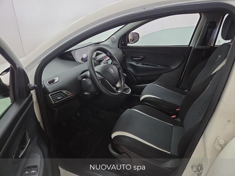 Lancia Ypsilon 1.2 69cv Elefantno