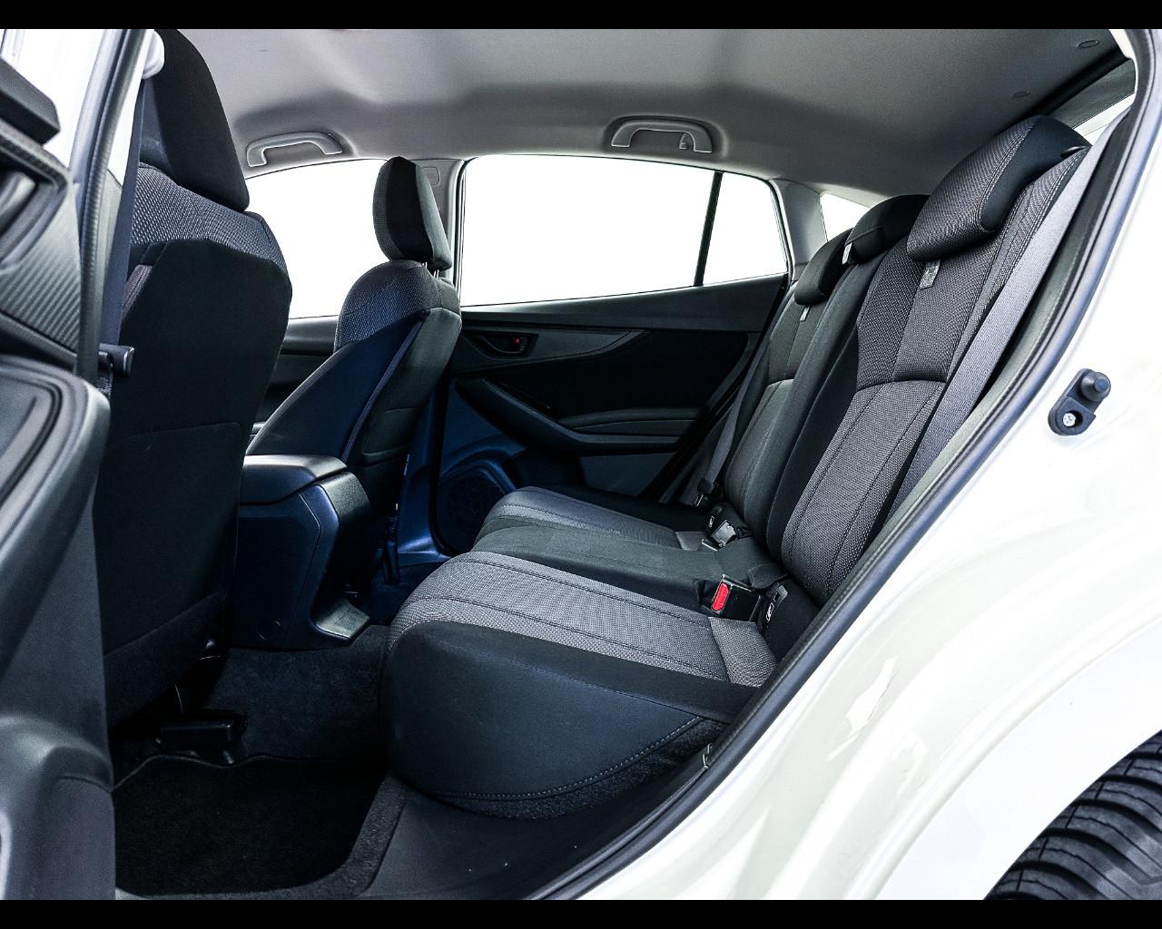SUBARU Impreza 1.6i Lineartronic Pure