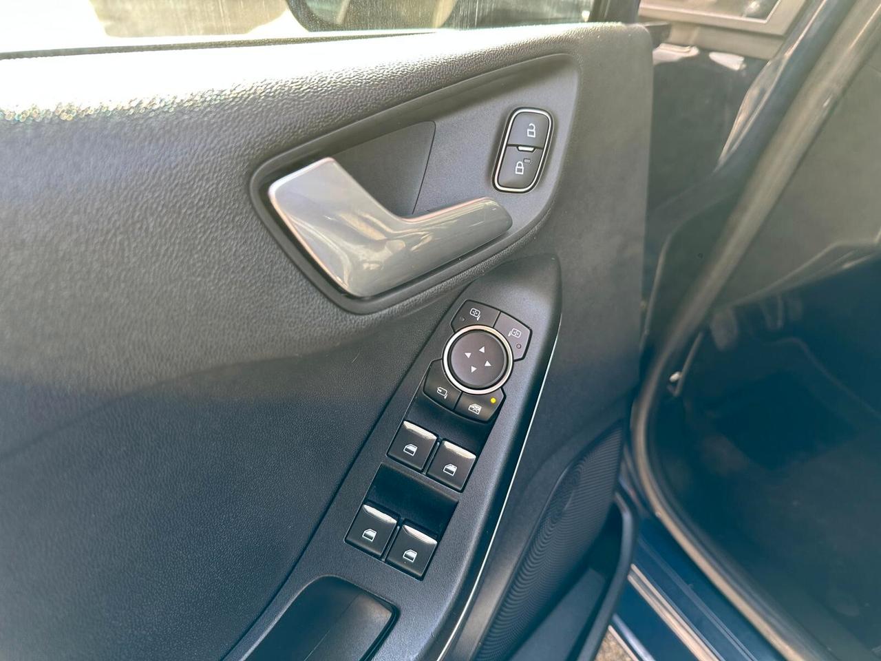 Ford Fiesta 1.1 75 CV GPL 5p. Titanium