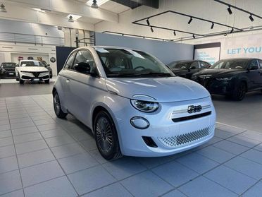 FIAT 500 Berlina Hybrid Icon
