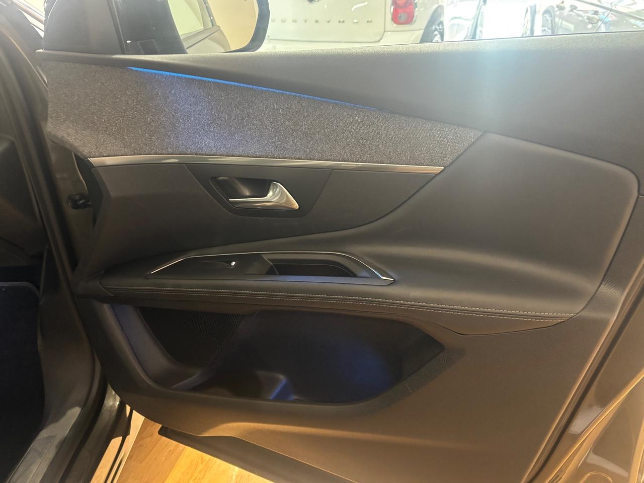 Peugeot 3008 BlueHDi 120 S&S Allure automatica