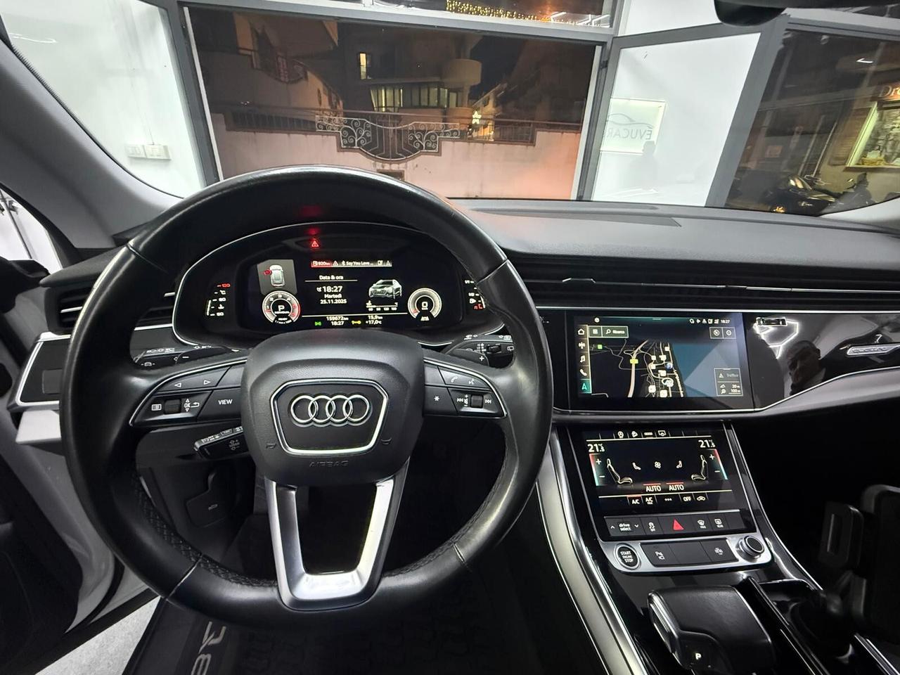 Audi Q8 SUV 45 TDI quattro tiptronic S line edition