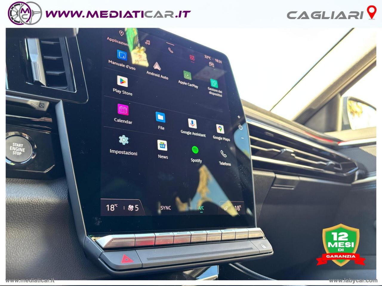 RENAULT Full Hybrid E-Tech 200 Techno