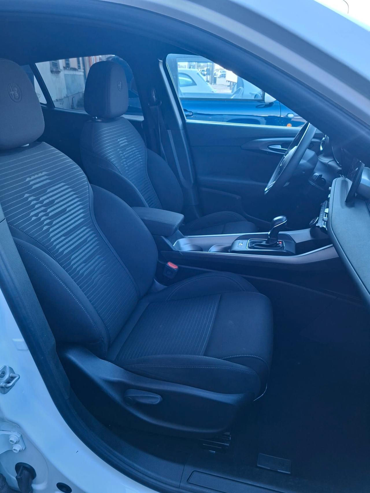 Alfa Romeo Tonale 1.6 diesel 130 CV TCT6 Super