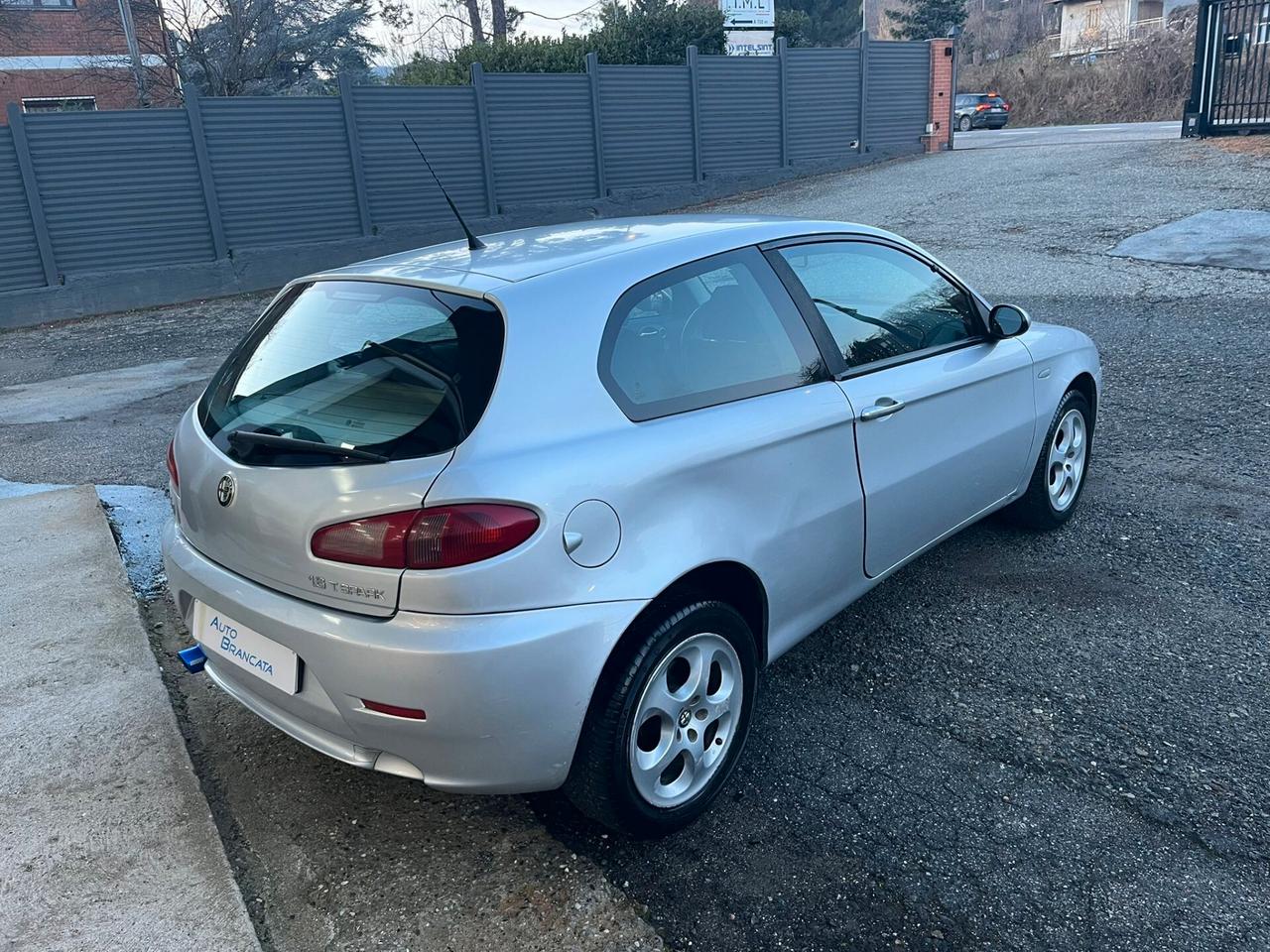 Alfa Romeo 147 3p 1.6 ts 16v