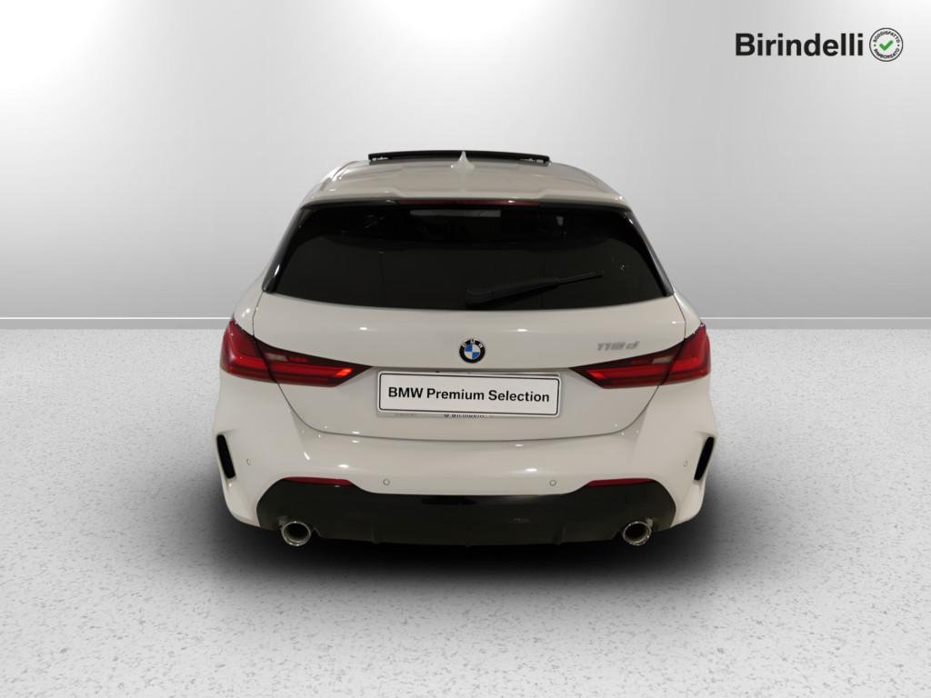 BMW Serie 1 (F40) - 118d 5p. Msport