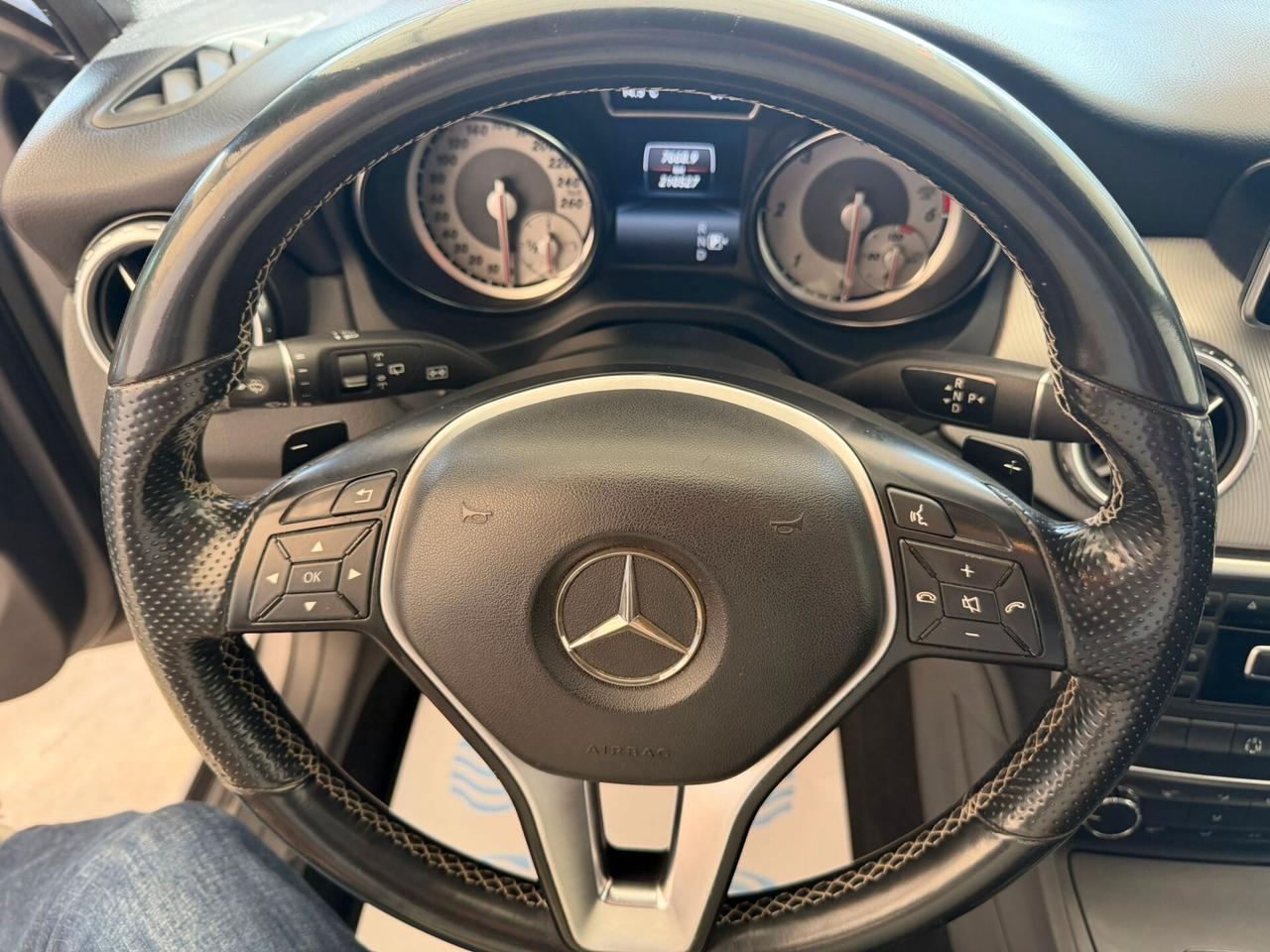 Mercedes-benz GLA 200 CDI Automatic Sport