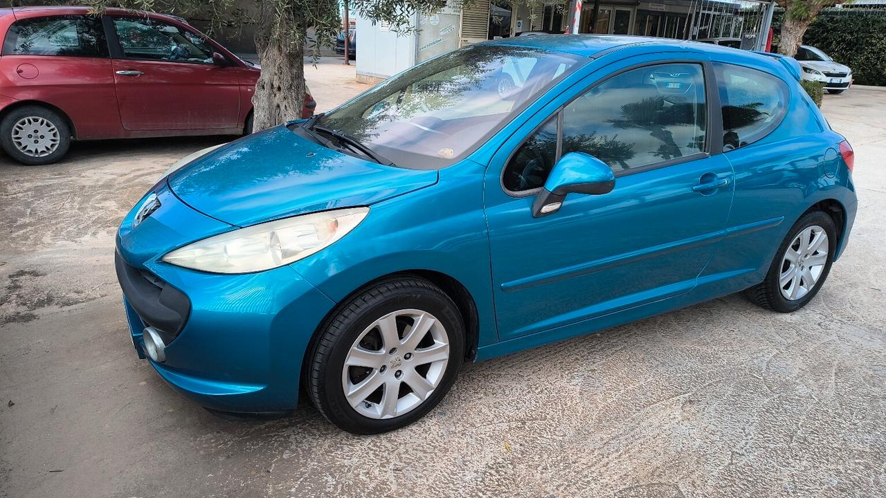 Peugeot 207 1.6 HDi 110CV 3p. XS