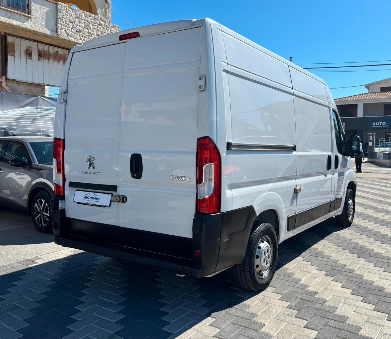 Peugeot Boxer 2.2 BlueHDi 140CV L2H2