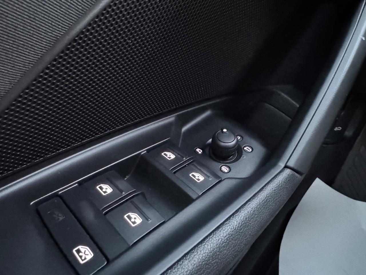 Audi A3 SPB 30 g-tron S tronic Business Advanced