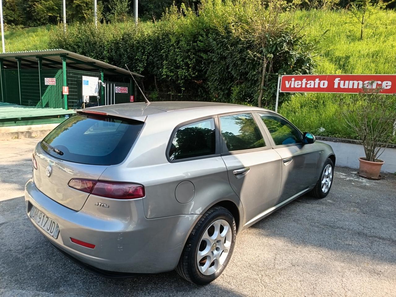 Alfa Romeo 159 1.9 JTDm 16V Distinctive