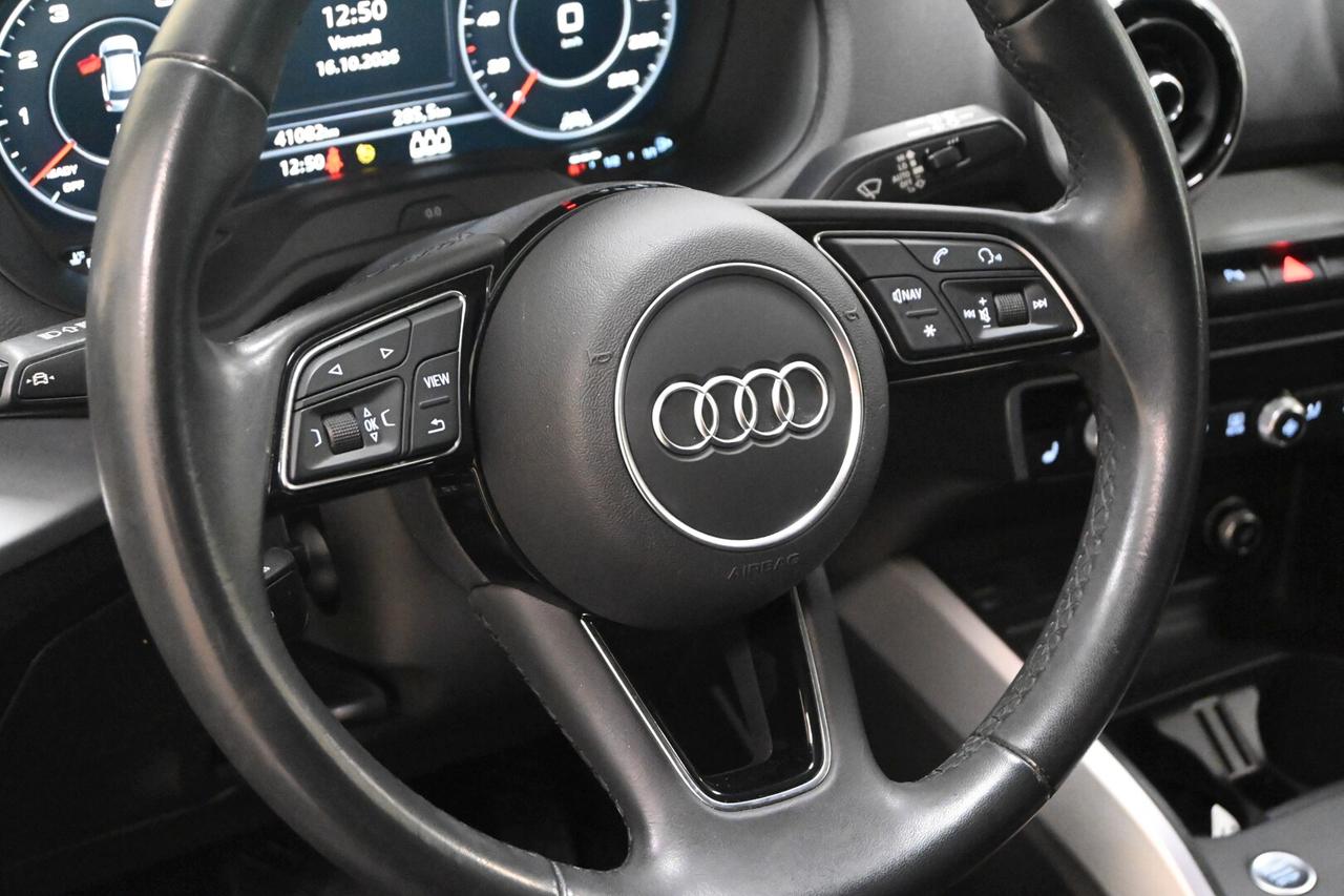 AUDI Q2 Q2 35 TFSI S tronic S line Edition