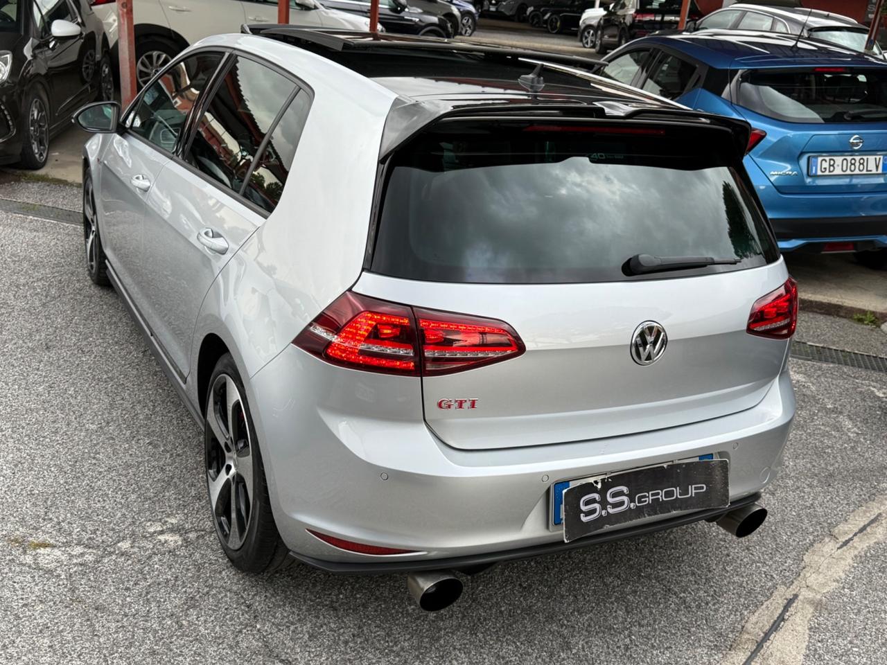 Golf GTI Performance 2.0 TSI DSG-RATE-PERMUTE-