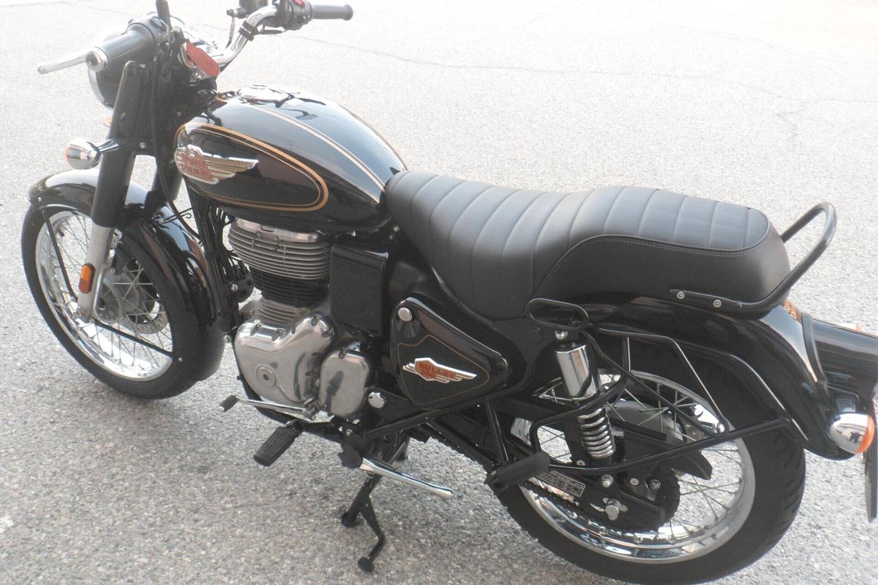 Royal Enfield Bullet 350 standard black