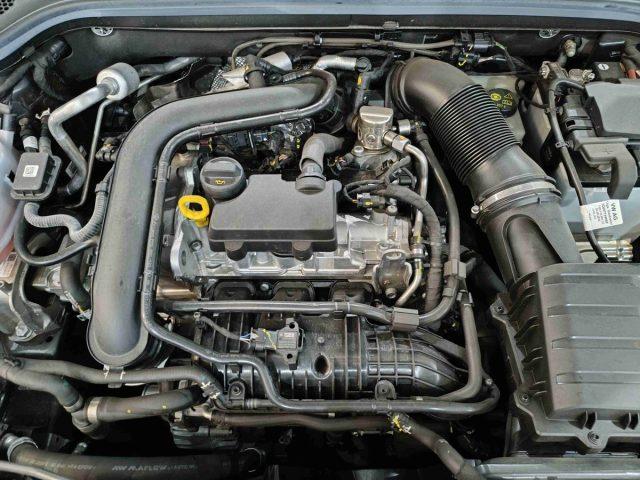 SKODA Kamiq 1.0 TSI Selection