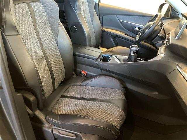 PEUGEOT 3008 1.2 PureTech Turbo Allure S&S my18