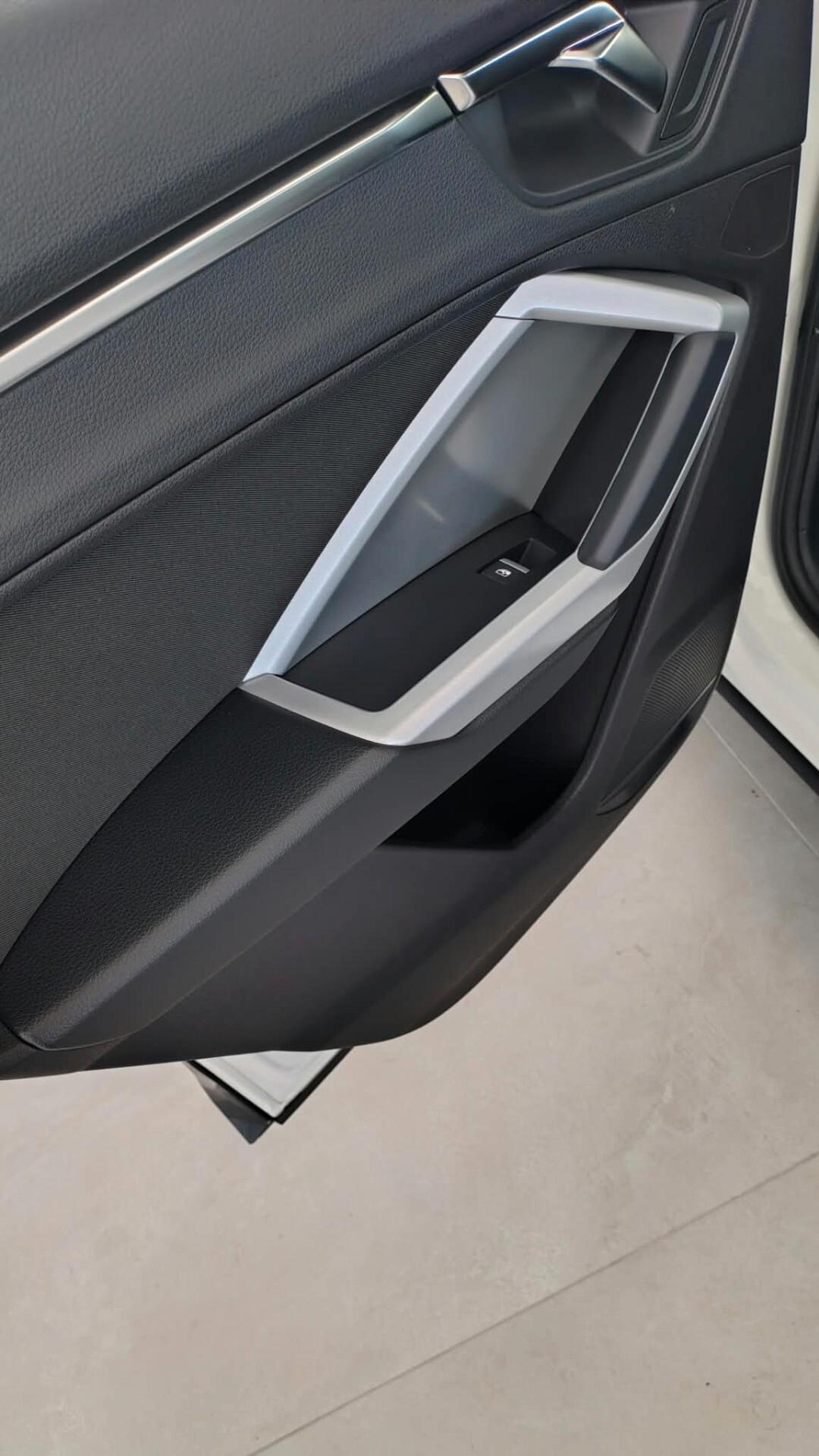 Audi Q3 35 TDI S tronic Business Advanced