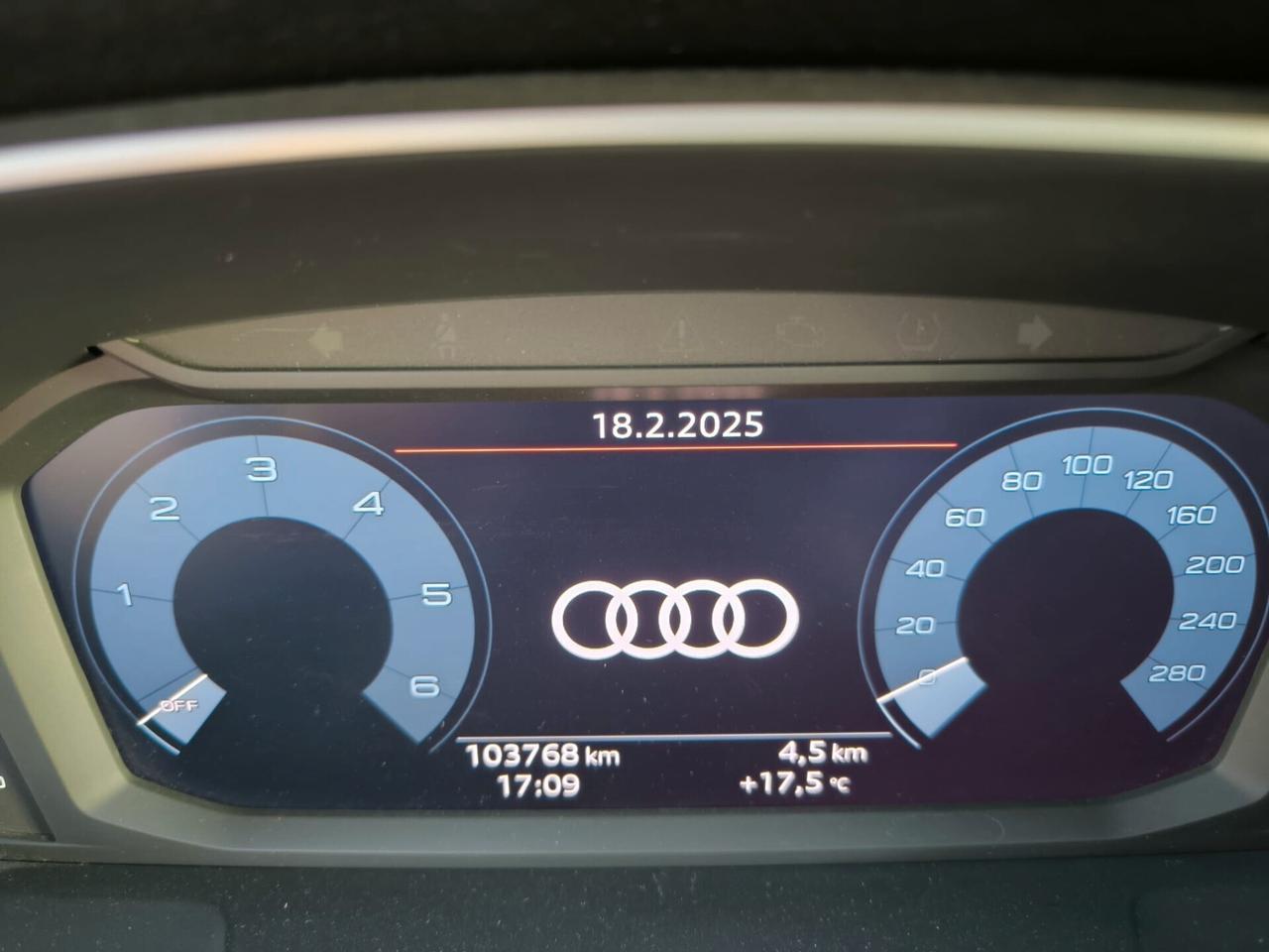 Audi Q3 35 TDI S tronic Business Advanced