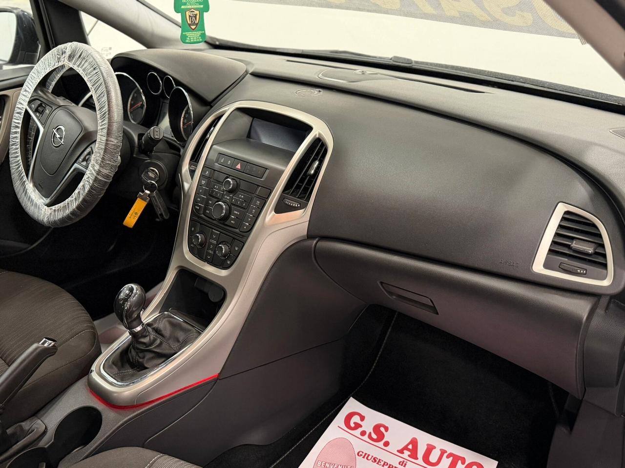 Opel Astra 1.4 100CV 5 porte Cosmo