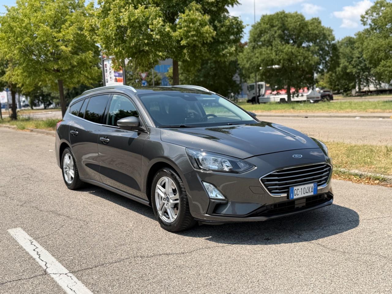 FORD FOCUS BUSINESS FULL OPTIONAL OK NEOPATENTATI FULL LED GARANZIA 24 MESI