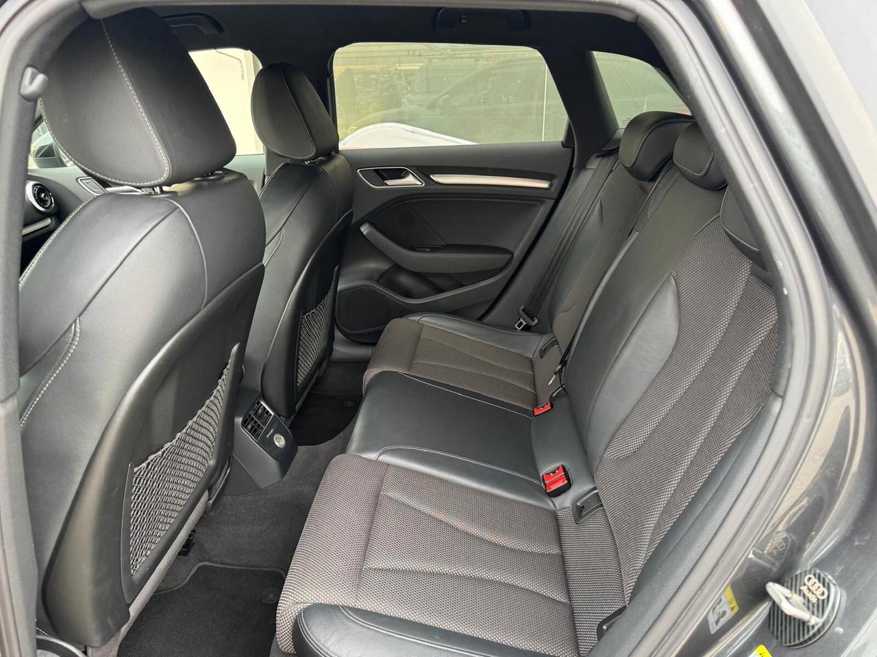 Audi A3 SPB 35 TFSI S-LINE