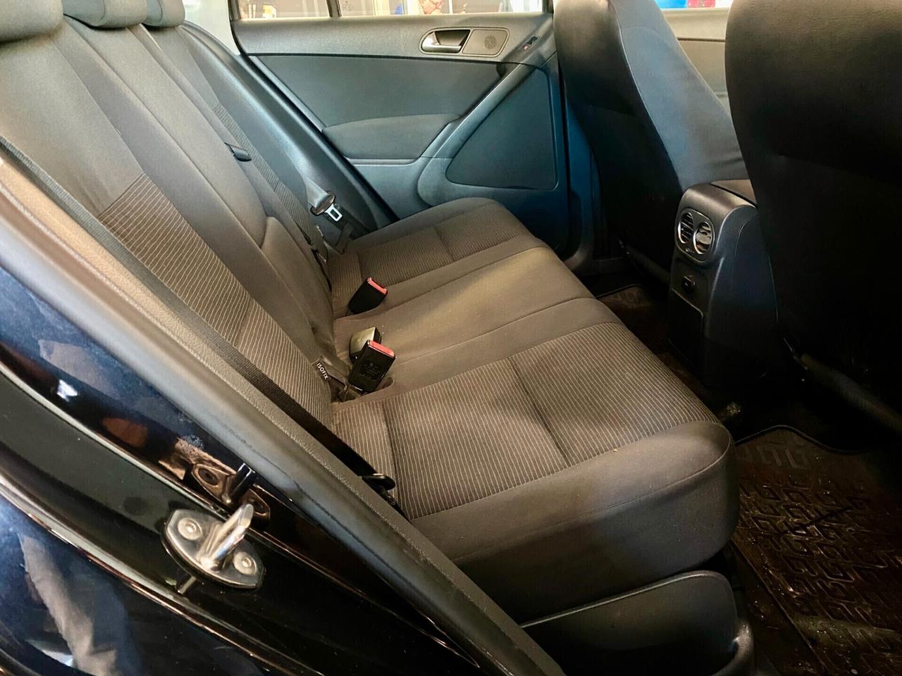 Volkswagen Tiguan 2.0 TDI 140cv Sport & Style-2012