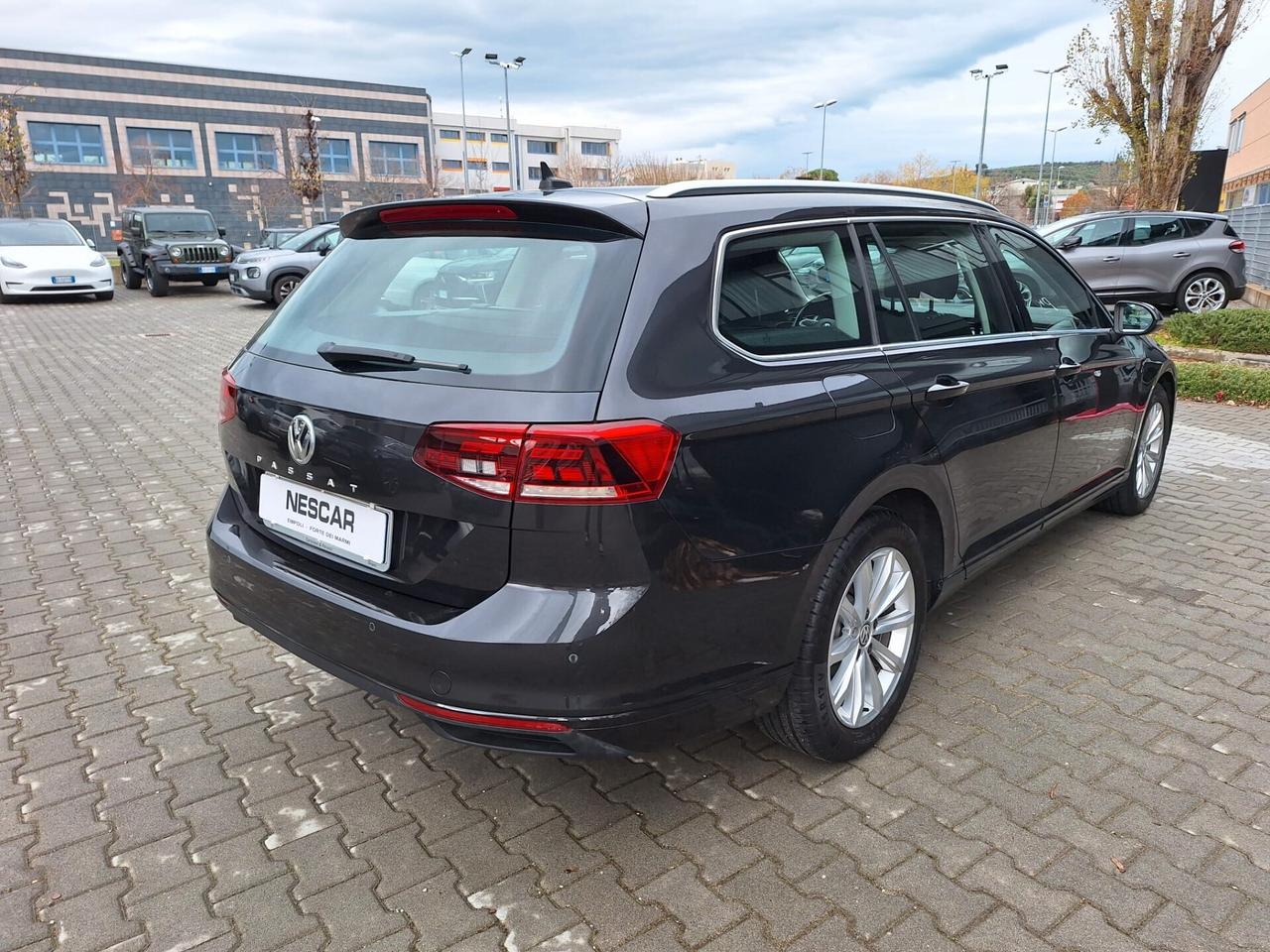 Volkswagen Passat Variant 1.6 TDI SCR DSG Business BMT IVA ESPOSTA