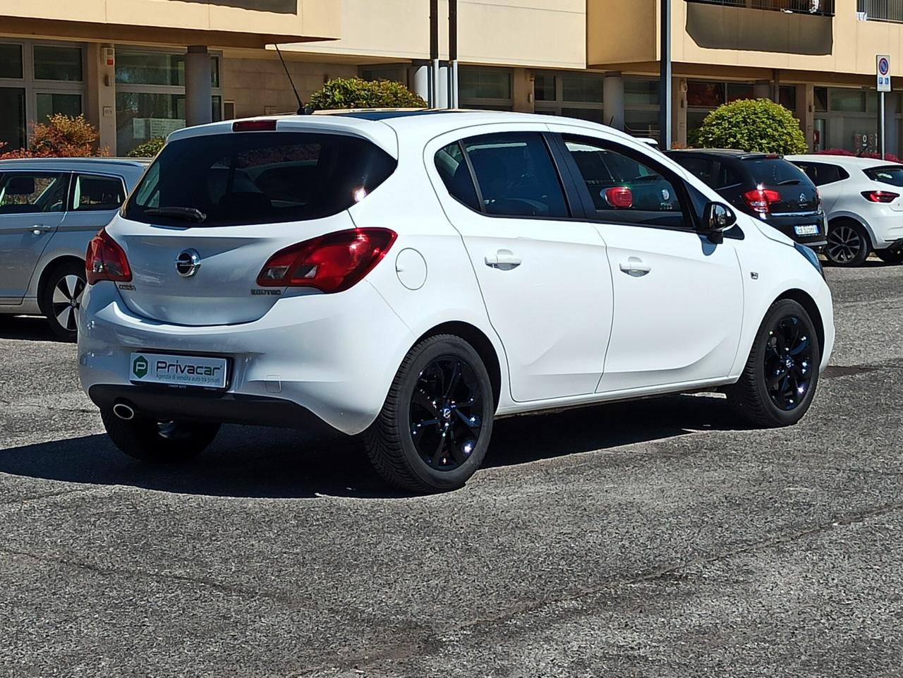 Opel Corsa 1.4 90CV GPL Tech 5 porte Black Edition