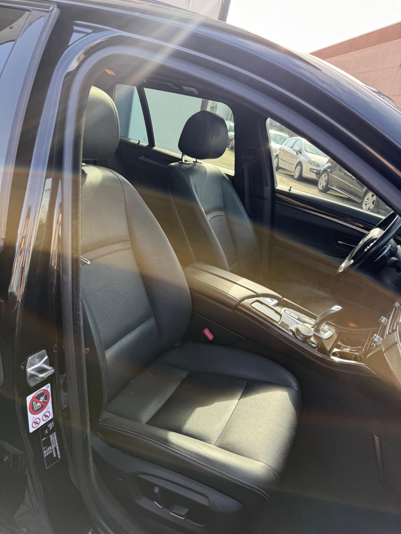 Bmw 520 520d xDrive Luxury