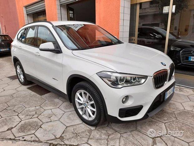 BMW X1 SDRIVE 18D NAVI/LED