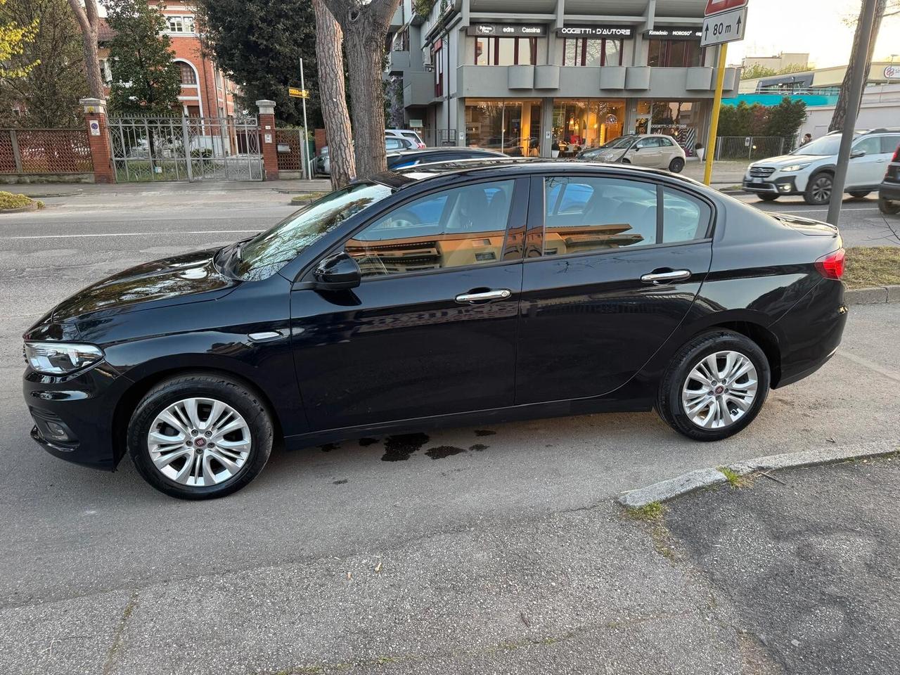 Fiat Tipo 1.3 Mjt 4 porte NEOPATEN GARANZIA 12 MESI