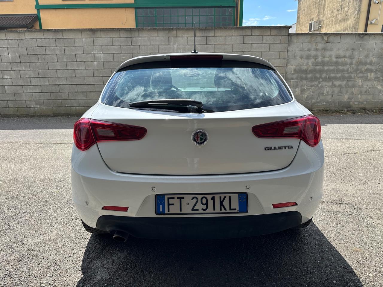 Alfa Romeo Giulietta 1.4 Turbo GPL NEOPATENTATI