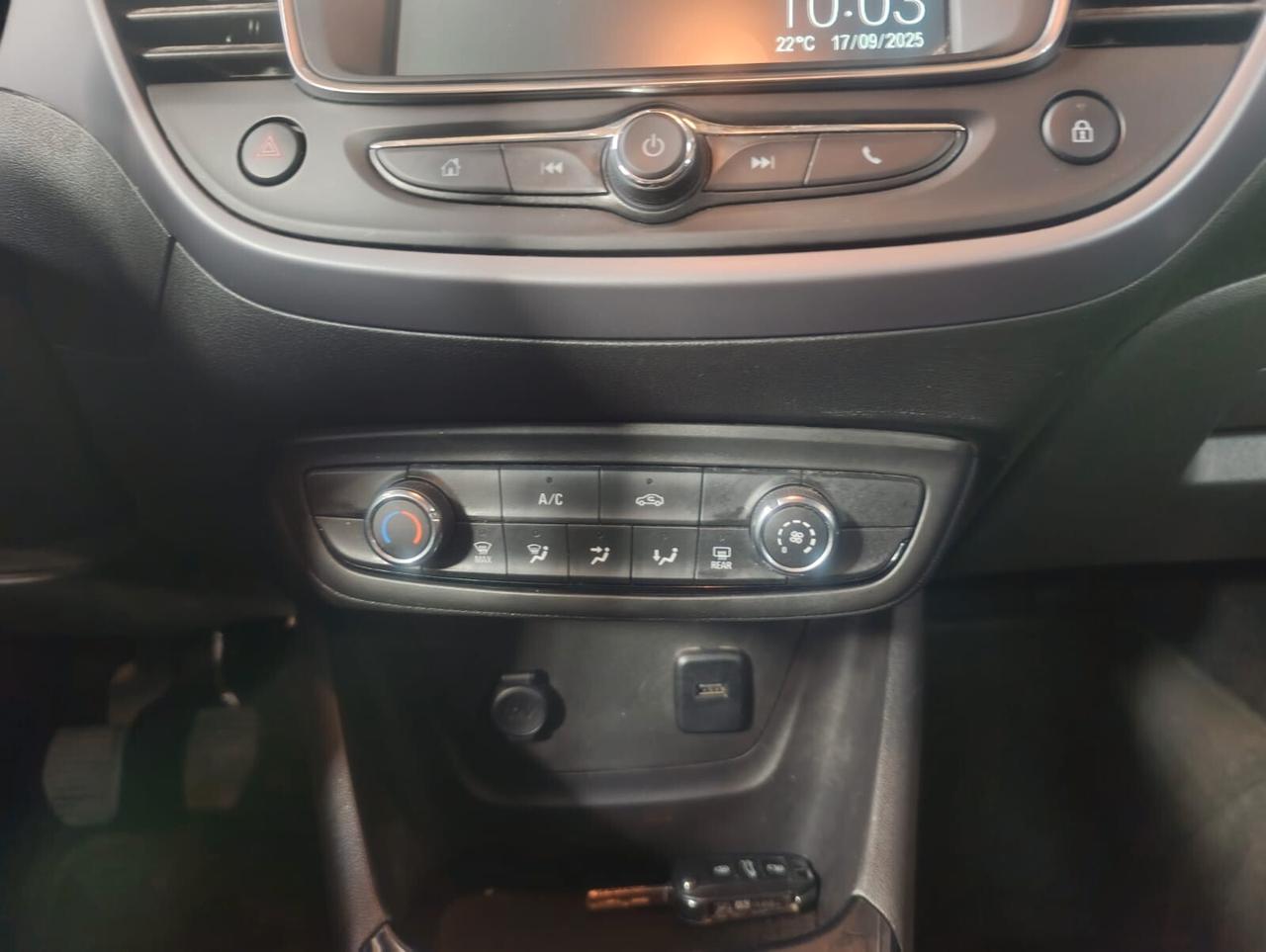 Opel Crossland X del 2020 benzina 70.000 km
