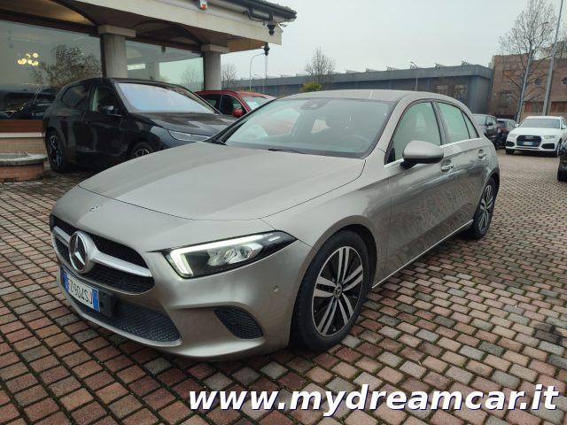 MERCEDES-BENZ A 180 d Automatic Premium 116cv