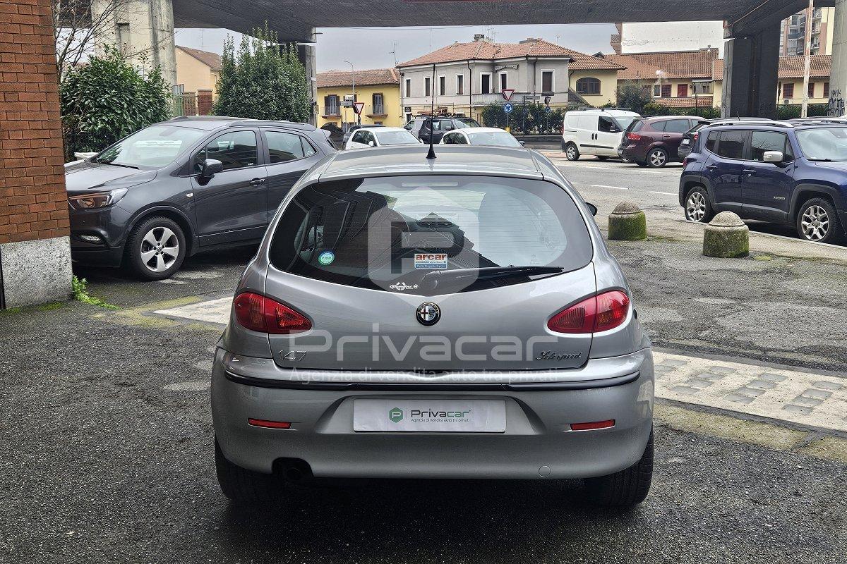 ALFA ROMEO 147 2.0i 16V T.S. cat Selespeed 3p. Dist.