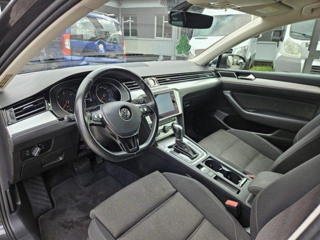 VOLKSWAGEN Passat Variant 1.6 TDI SCR DSG Business BMT