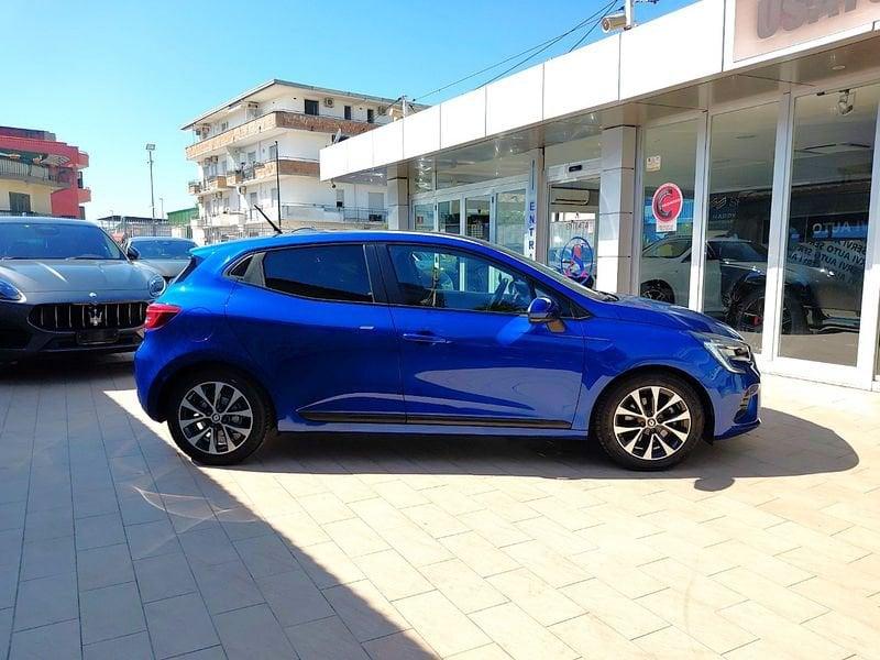 Renault Clio E-Tech Hybrid 1.6 Hybrid E-TECH 140cv INTENS
