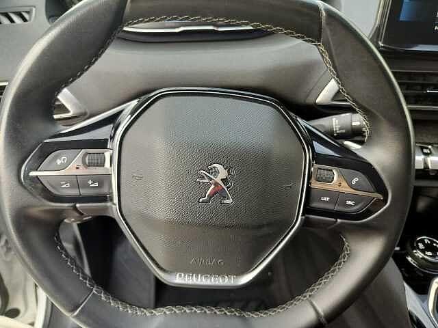 Peugeot 3008 BlueHDi 130 S&S Allure Pack